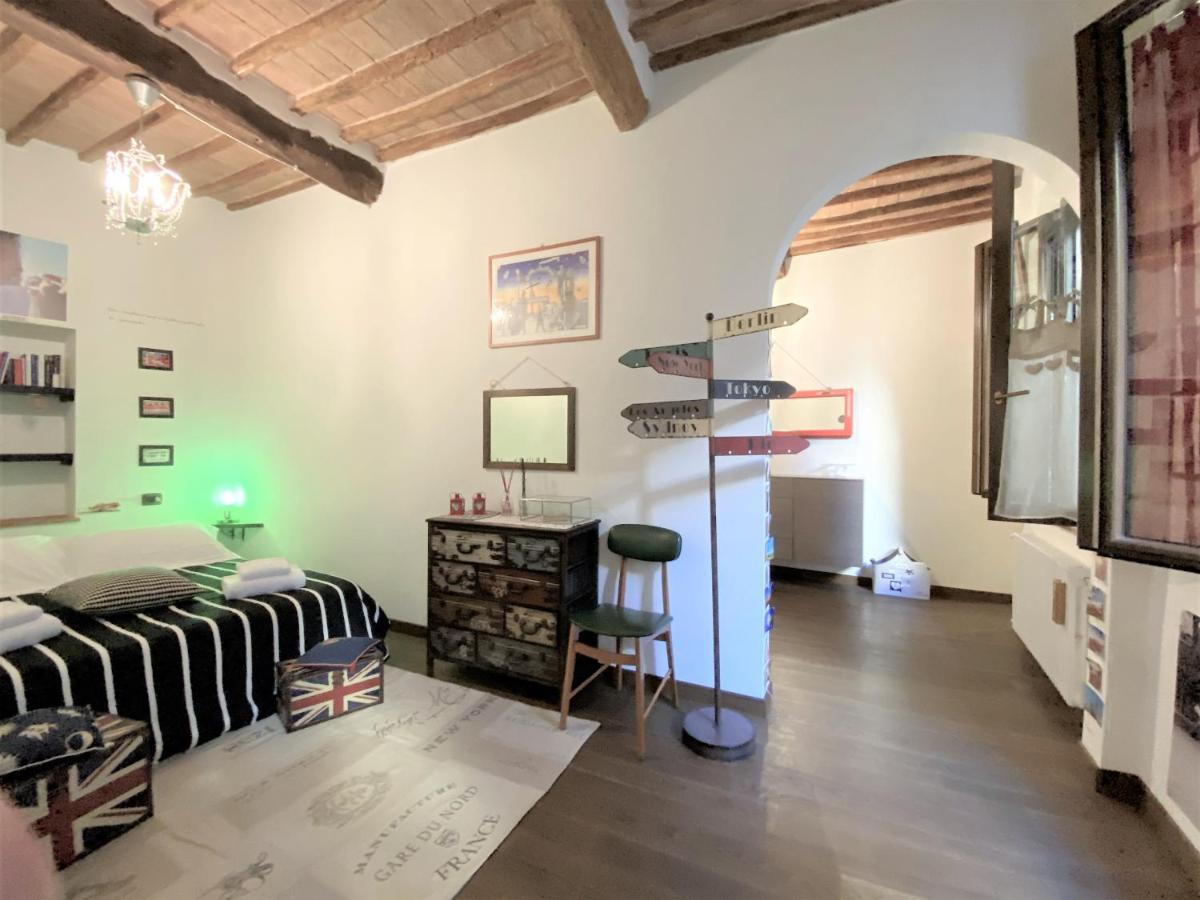 Il Mondo Di Claire - Cozy And Charm Siena Exterior photo